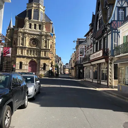 Appartement 2 Pieces- Rue Pietonne -le Petit Juliana