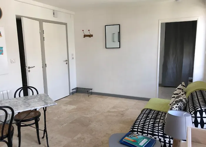 2 Pieces- Rue Pietonne -le Petit Juliana Apartment